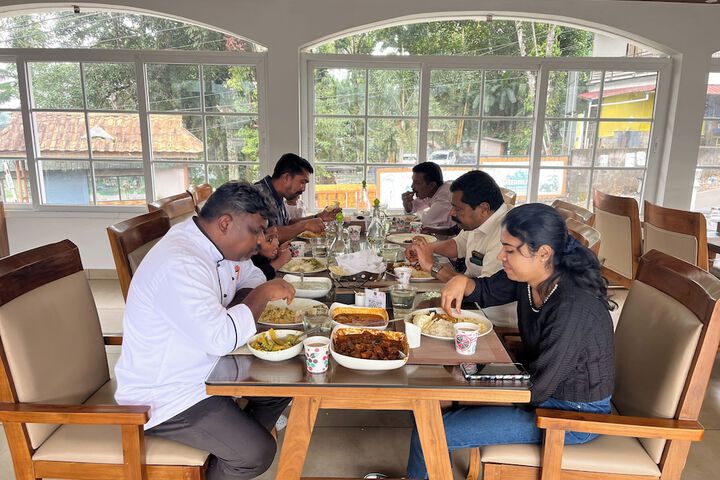 Dining 68 of 96