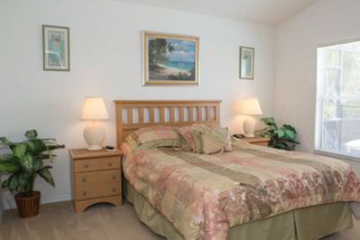 Room 6 of 15