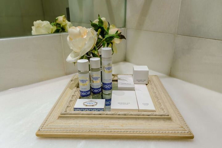 Room amenity