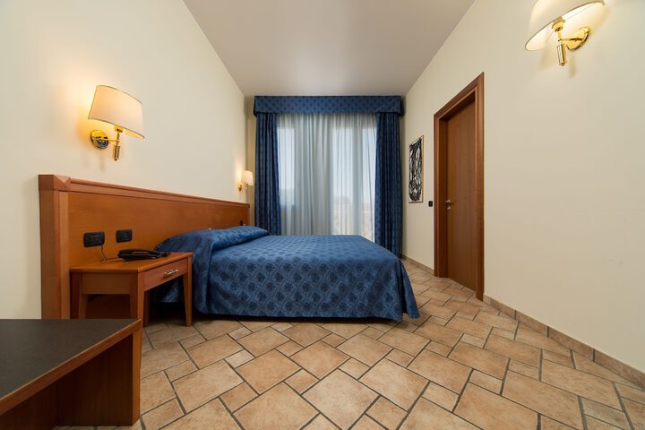 Room 39 of 120
