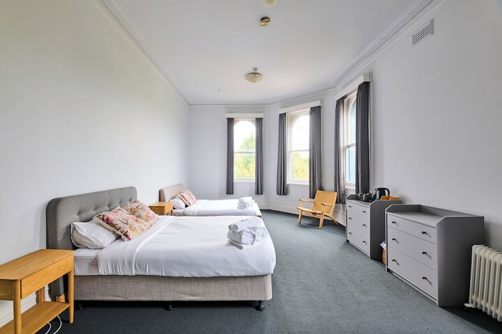 Room 15 of 35