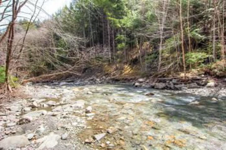 Property Grounds 26 of 28
