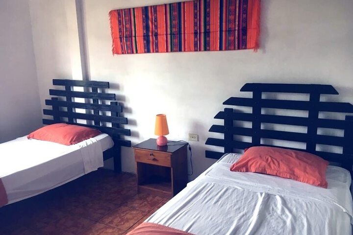 Room 4 of 38