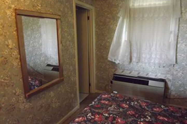 Room 6 of 23