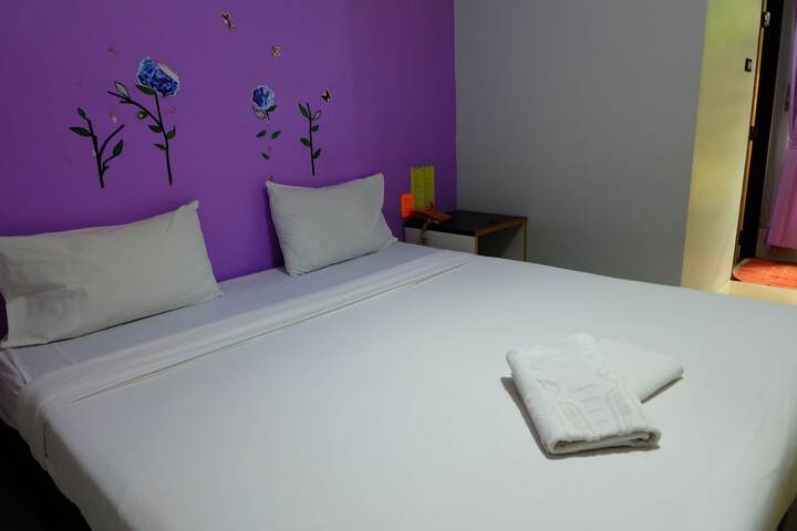 Room 4 of 21