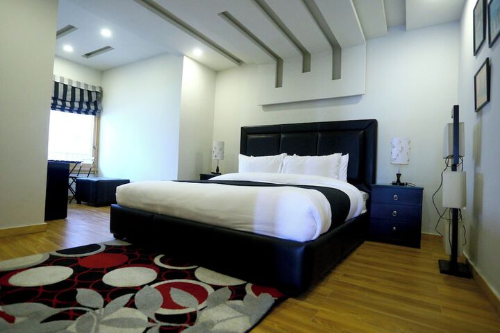 Room 19 of 25