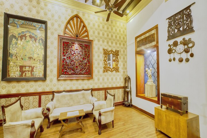 Hotel Interior 2 of 10