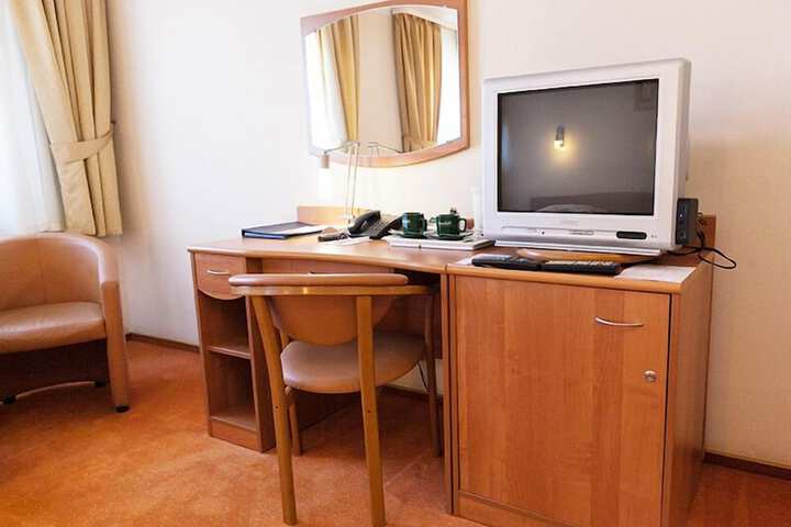 Room 66 of 154