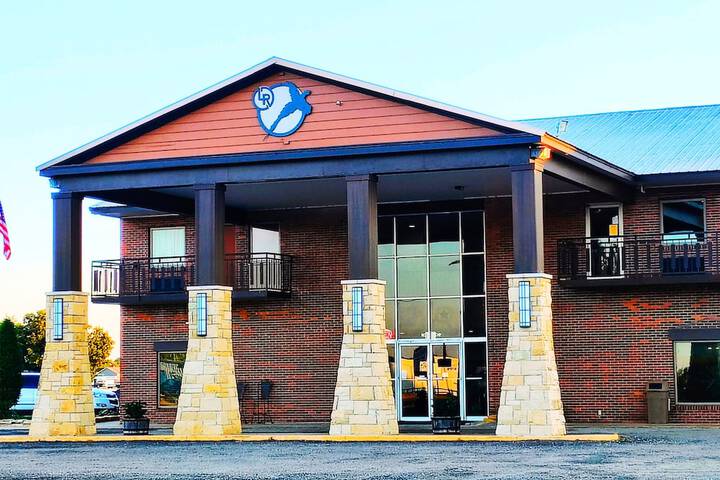 The Lodge at Russell in Russell, KS