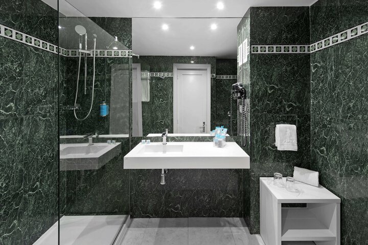 Clean Restrooms