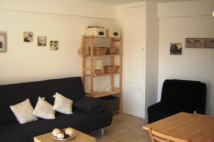 Room 5 of 62