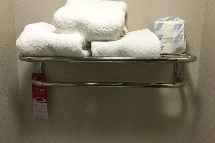 Bathroom amenities