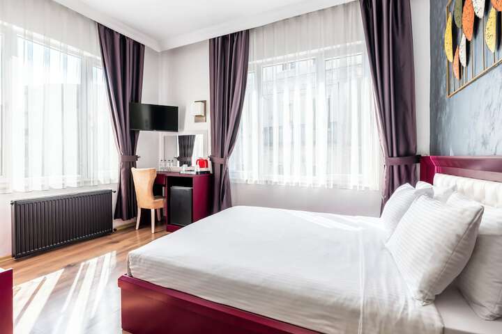 Room 17 of 71