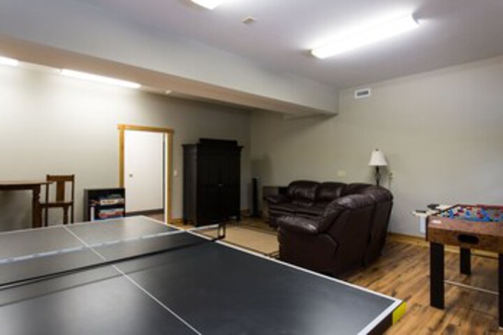 Room 90 of 106