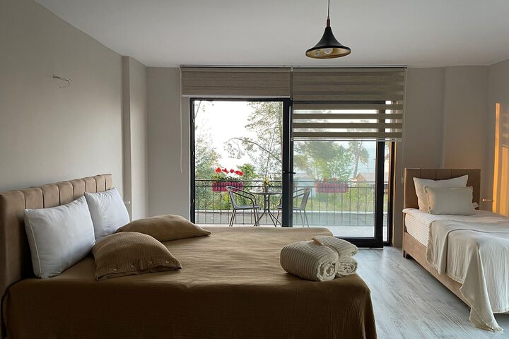 Room 4 of 11