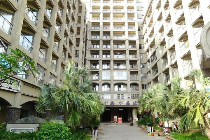 Crystal Blue Bay Vacation Hotel