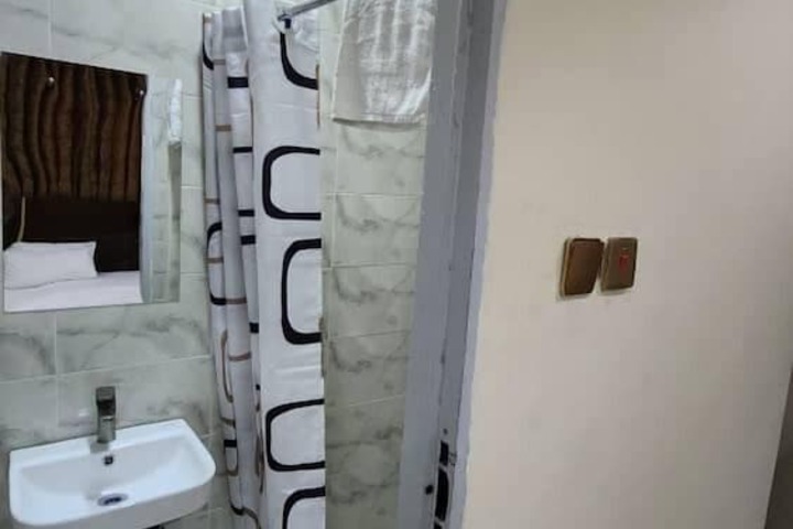 Room 15 of 29