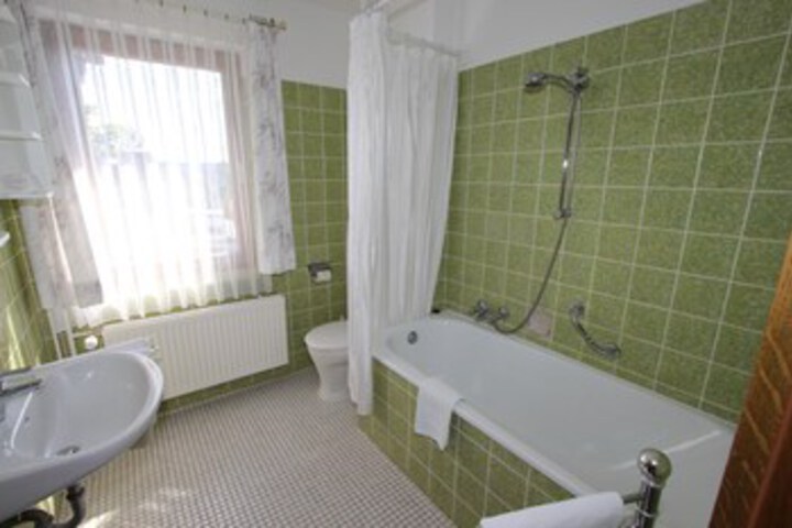 Room 5 of 53