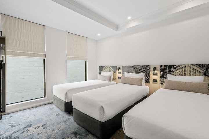 Room 42 of 66