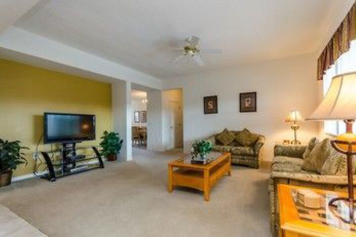 Room 21 of 27
