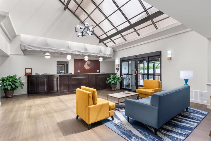 Guest Lobby