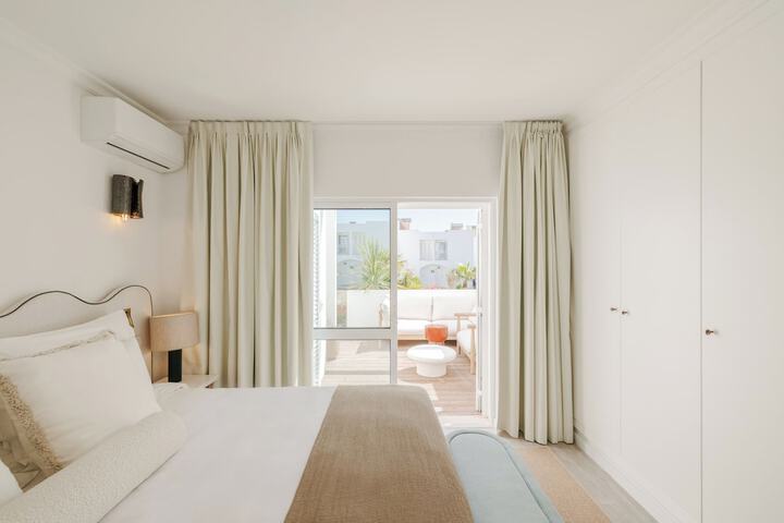 Room 21 of 78