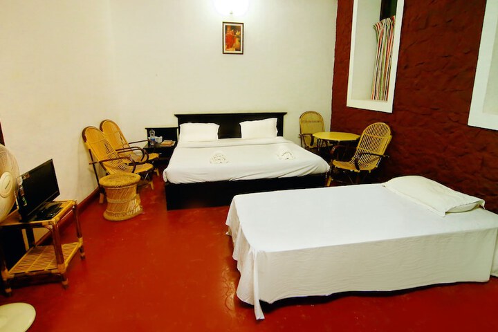 Room 8 of 79