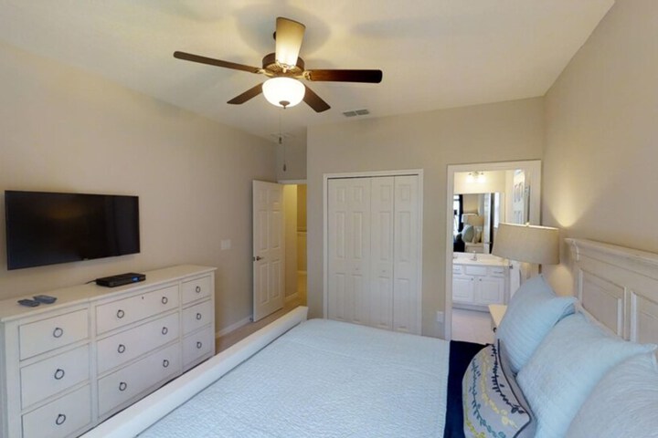 Room 17 of 57