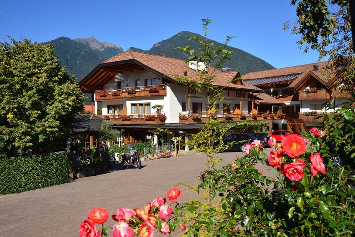 Hotel Hochrain in Naz Sciaves