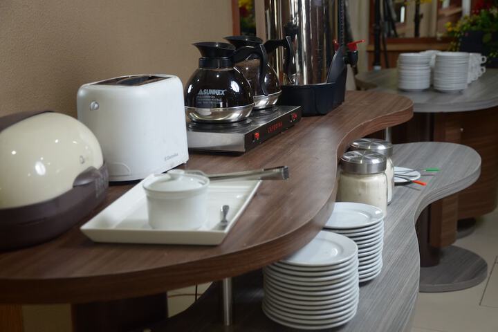 Breakfast/Coffee Service 14 of 27