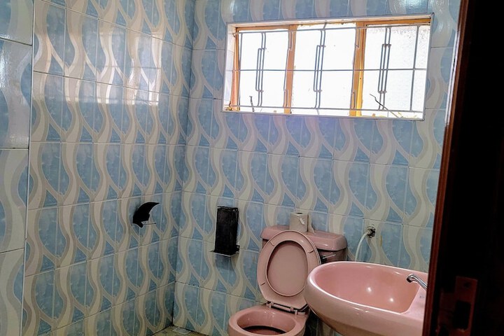 Room 40 of 63