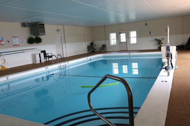 Hotel Pool