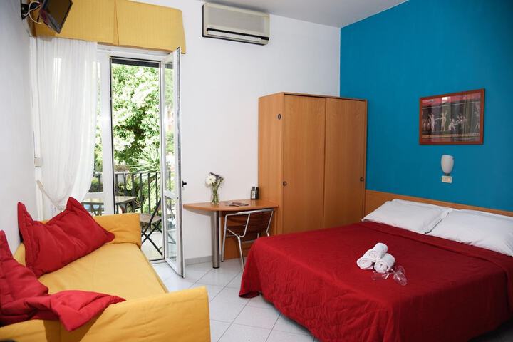 Room 16 of 42