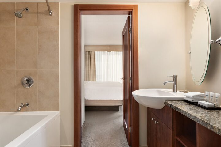Room 38 of 48