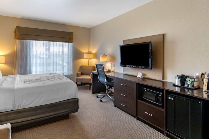 Room 12 of 36