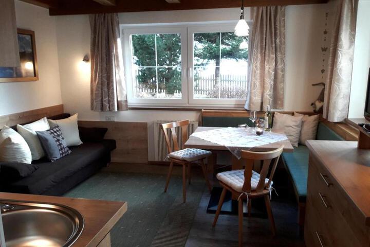 General 4 of 29