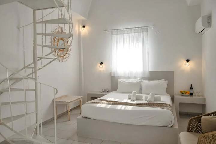Room 7 of 27
