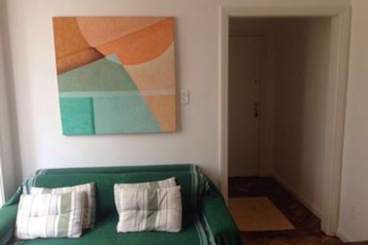 Room 7 of 13