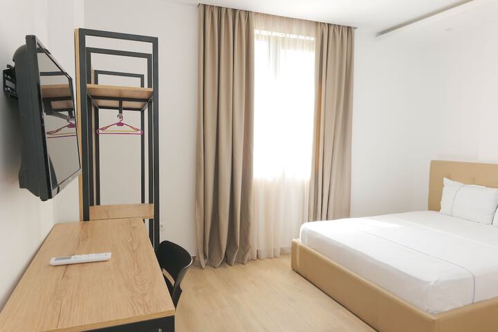 Room 6 of 56