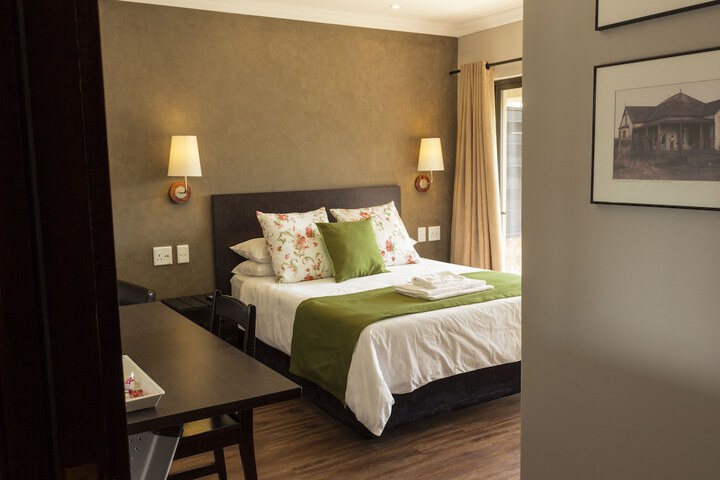 Room 4 of 39