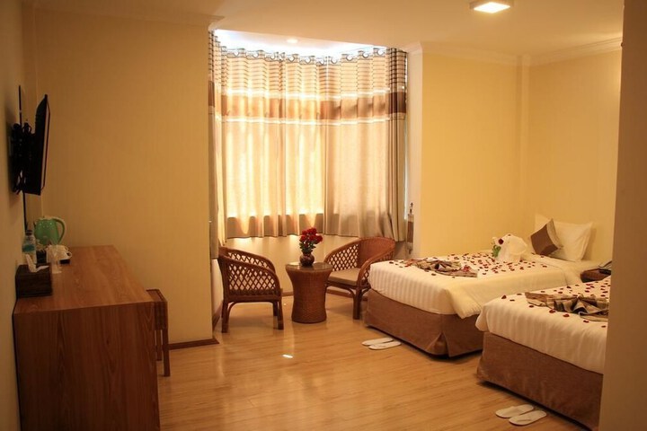 Room 17 of 26