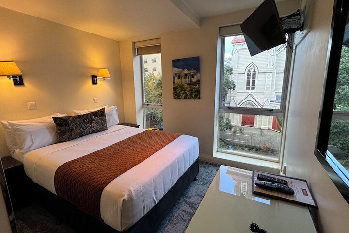 Room 54 of 116