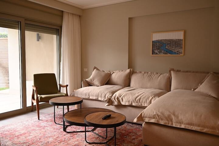 Room 9 of 15
