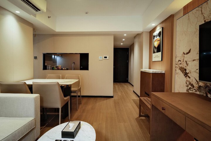 Room 9 of 60