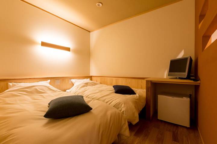 Room 25 of 70