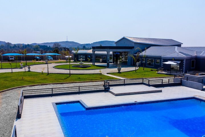 URBAN LIFESTYLES HOTEL