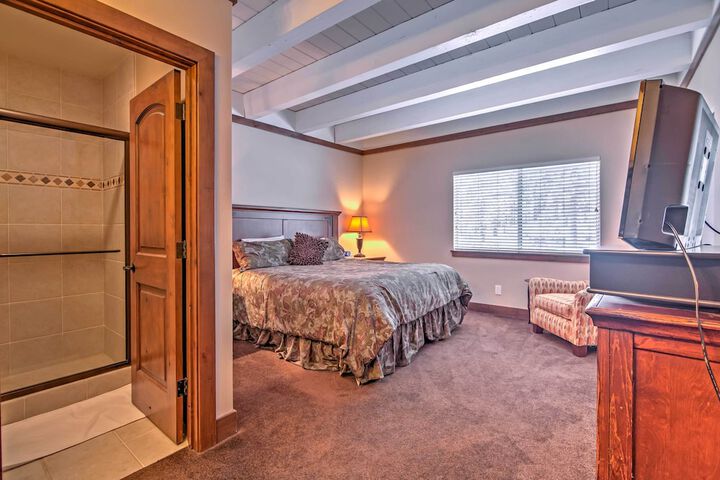 Room 4 of 28