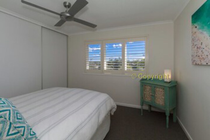 Room 16 of 19