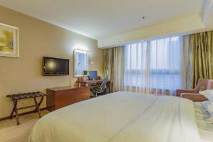 Room 21 of 23