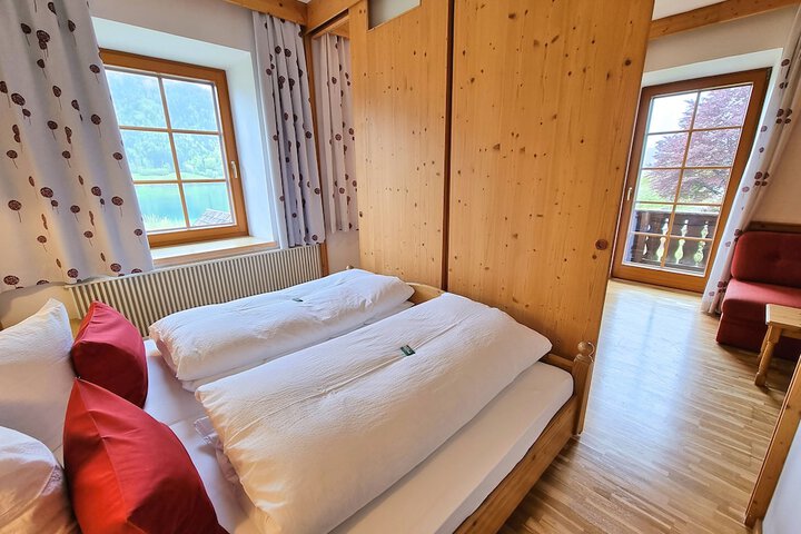 Room 5 of 54